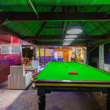 Five Rose Siem Reap Hostel Extérieur photo