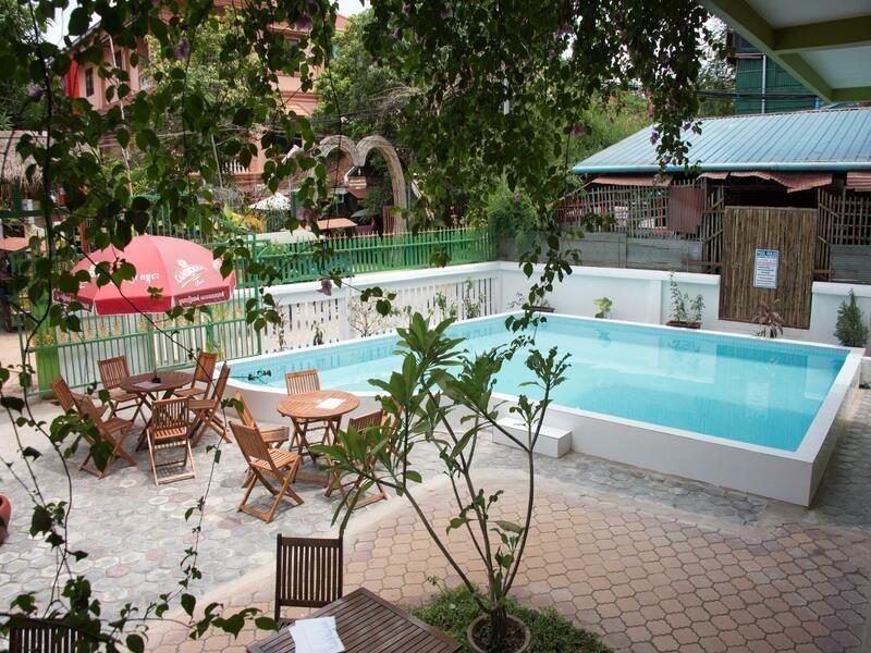 Five Rose Siem Reap Hostel Extérieur photo