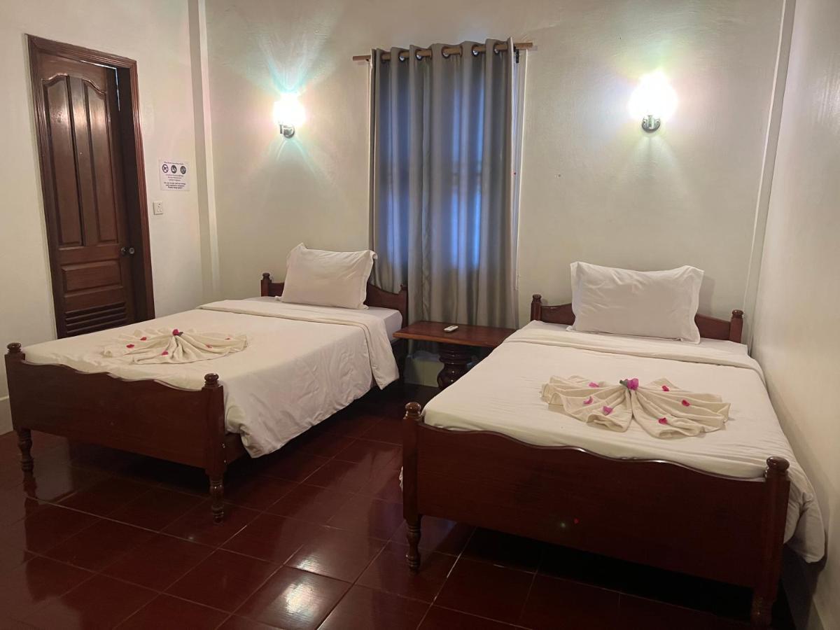 Five Rose Siem Reap Hostel Extérieur photo