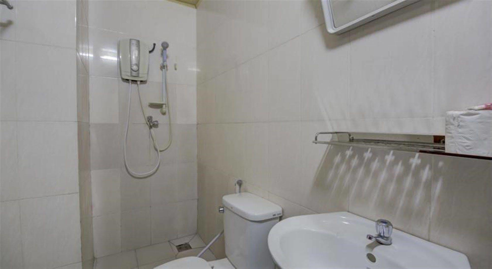 Five Rose Siem Reap Hostel Extérieur photo