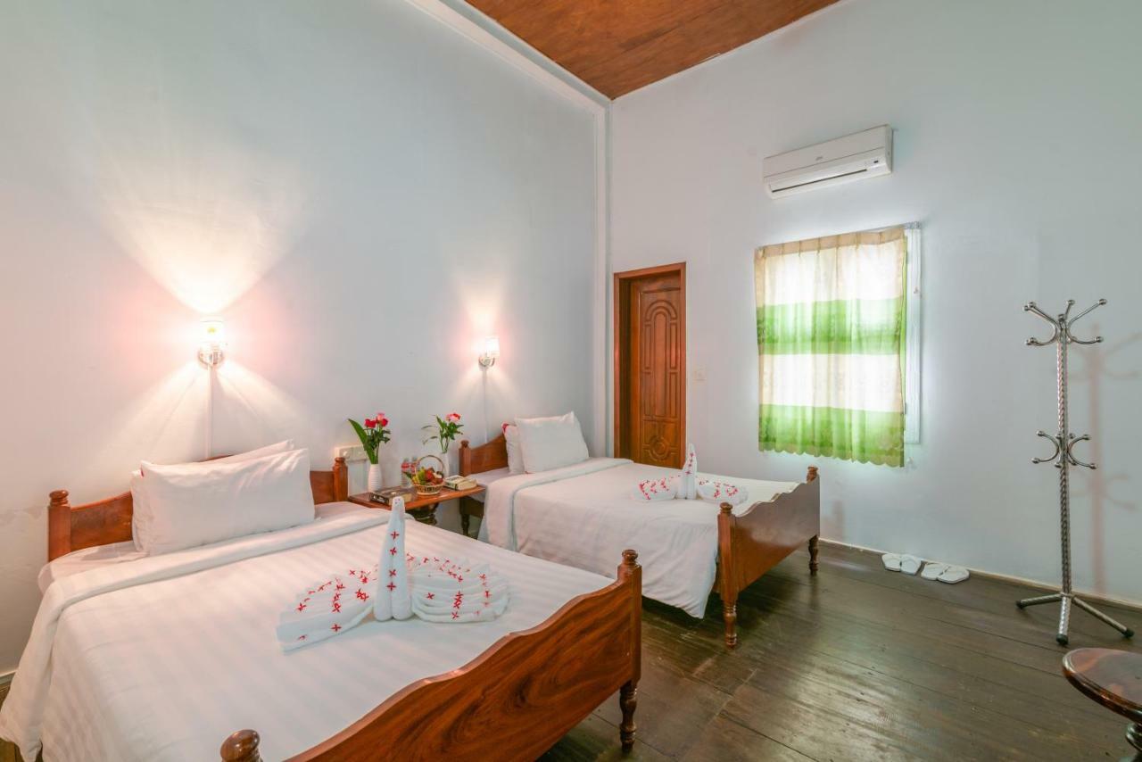 Five Rose Siem Reap Hostel Extérieur photo