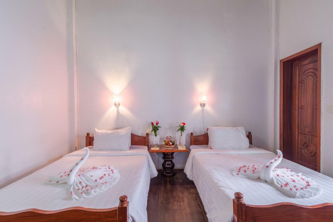 Five Rose Siem Reap Hostel Extérieur photo
