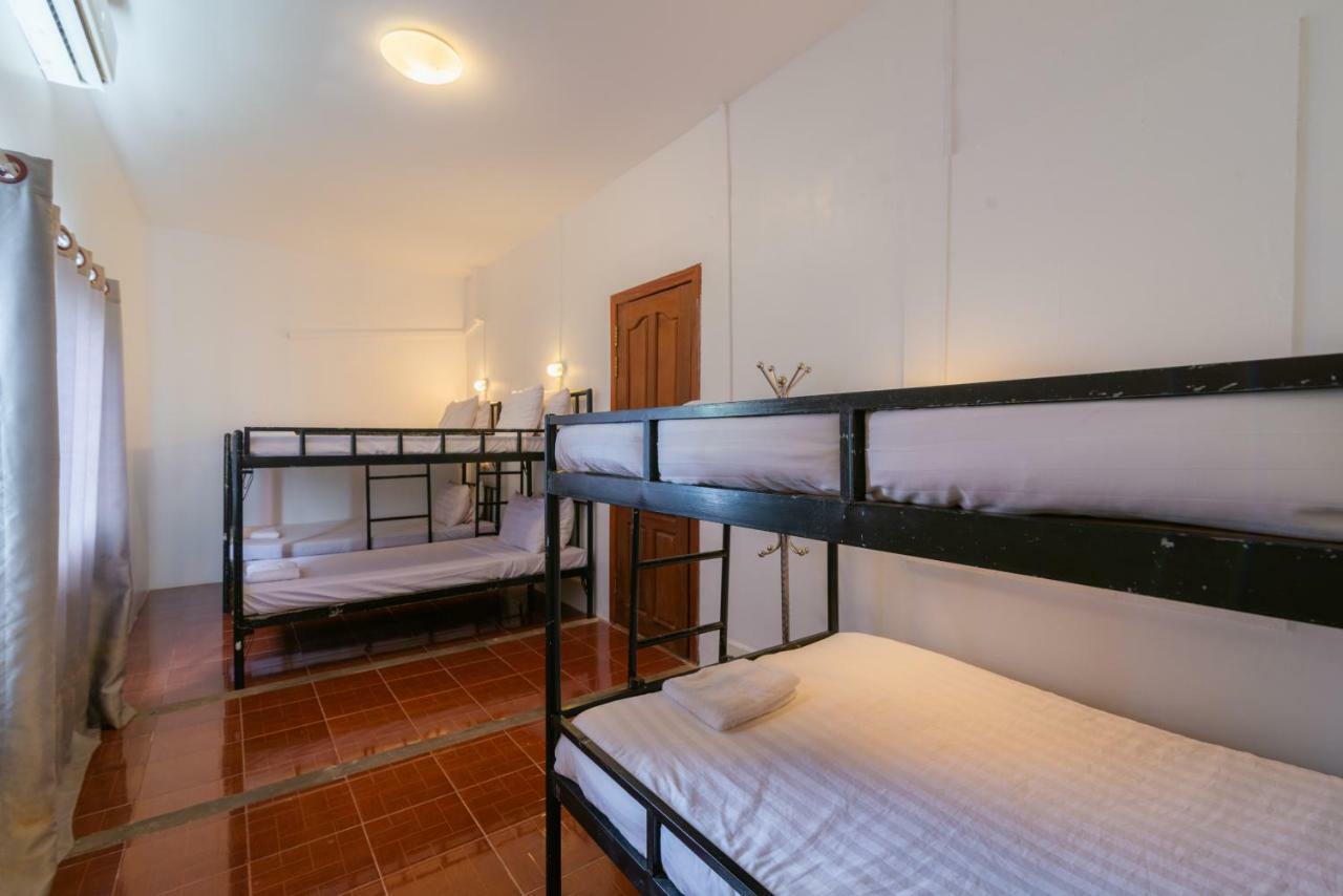 Five Rose Siem Reap Hostel Extérieur photo