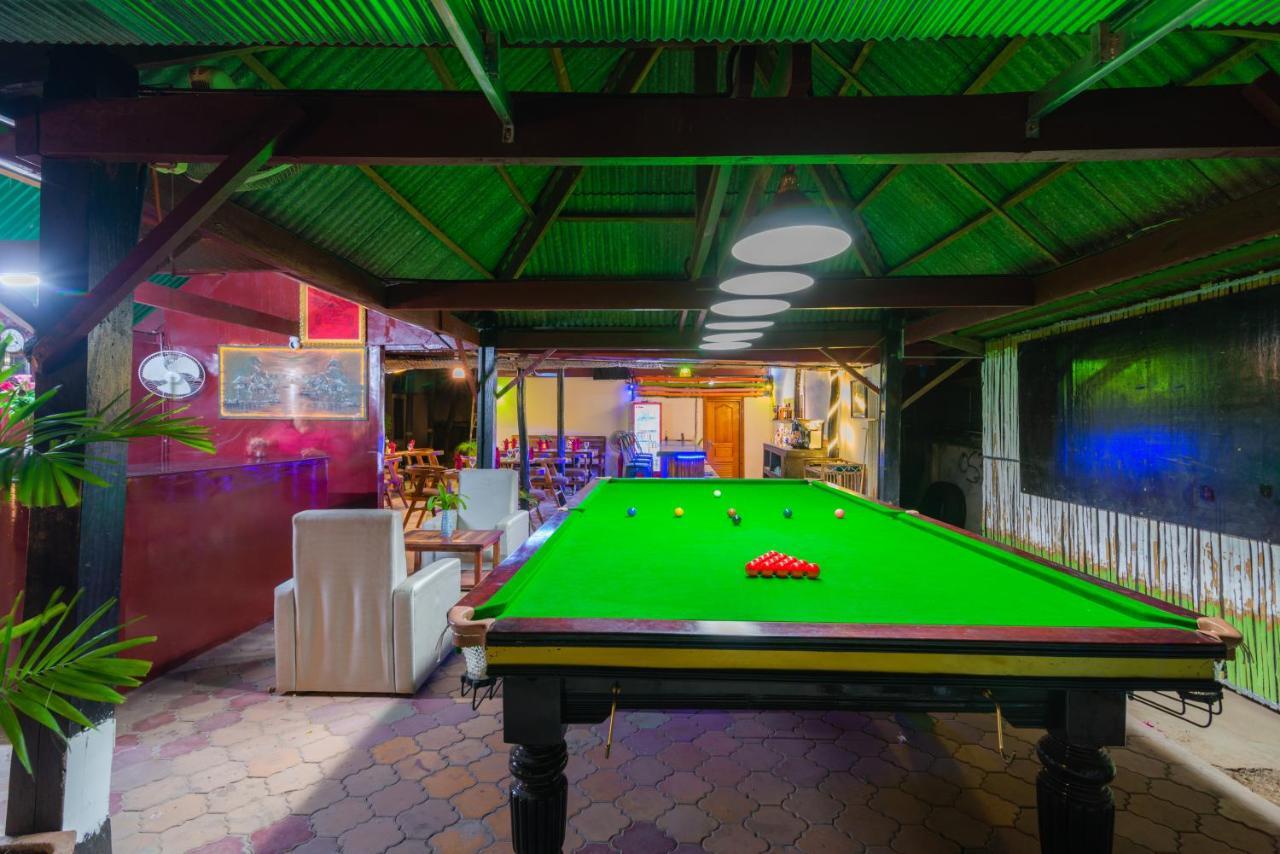 Five Rose Siem Reap Hostel Extérieur photo
